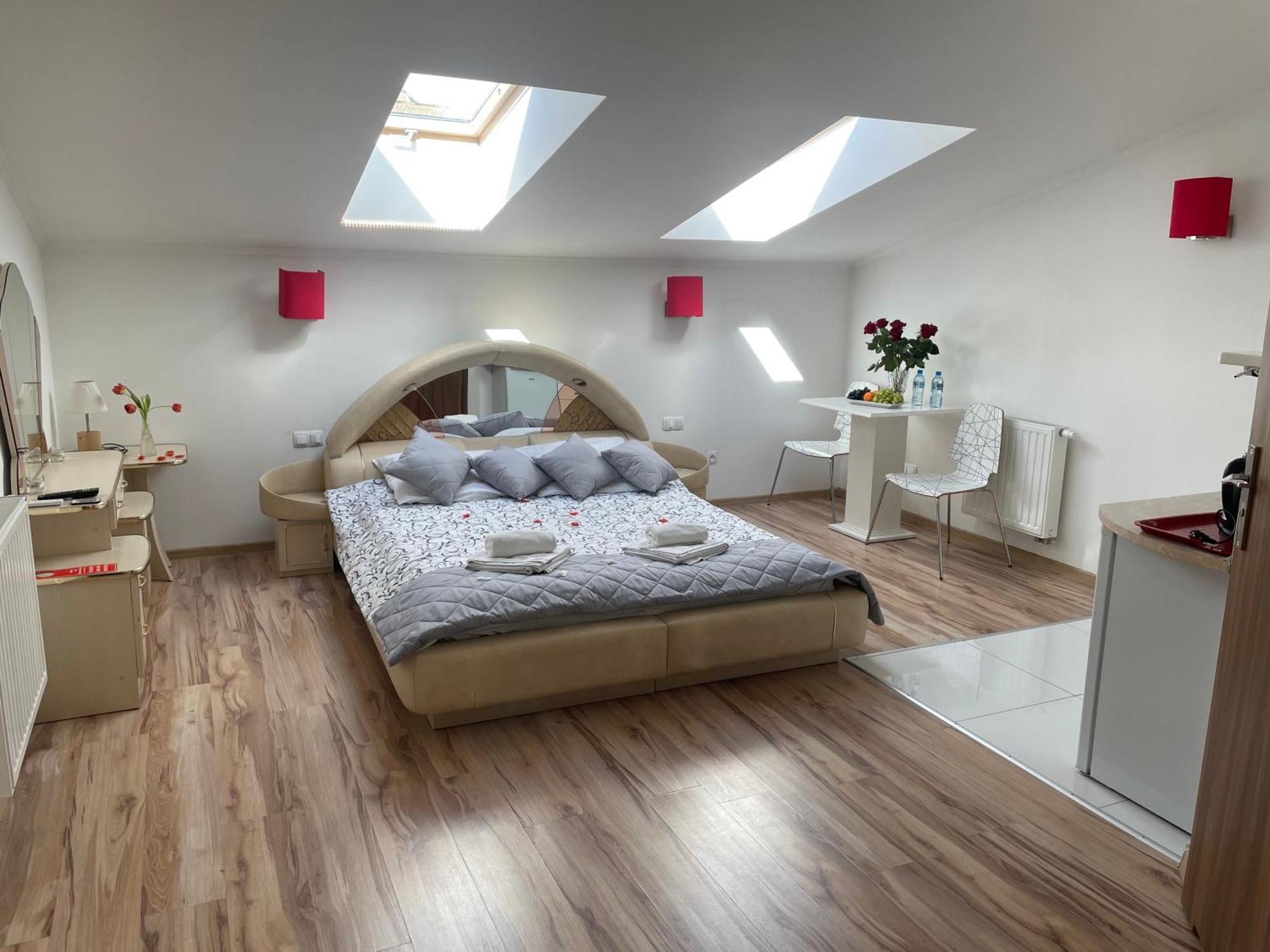 Hotelik Gold Raszyn Buitenkant foto