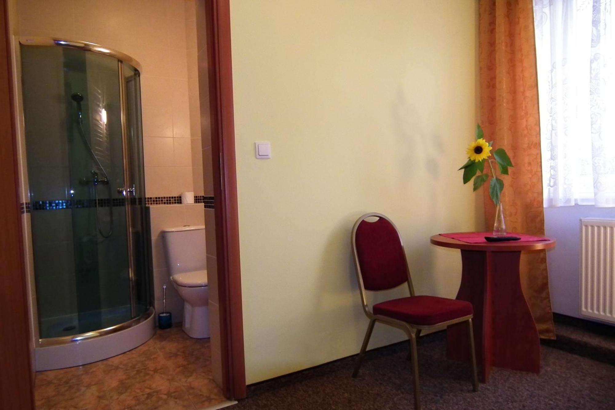 Hotelik Gold Raszyn Kamer foto