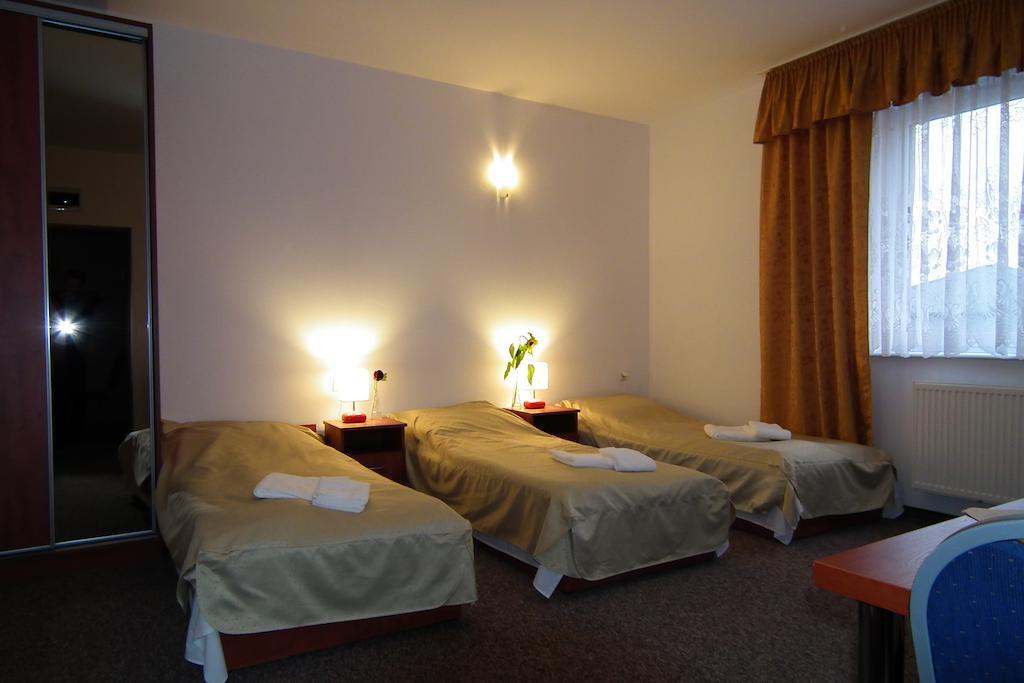Hotelik Gold Raszyn Kamer foto